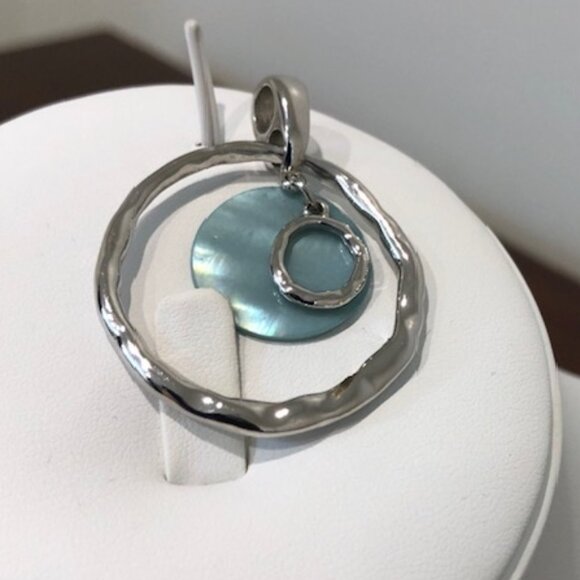Silver Tone Blue Multi Circular Oval Pendant Pre-Owned. - Picture 2 of 9